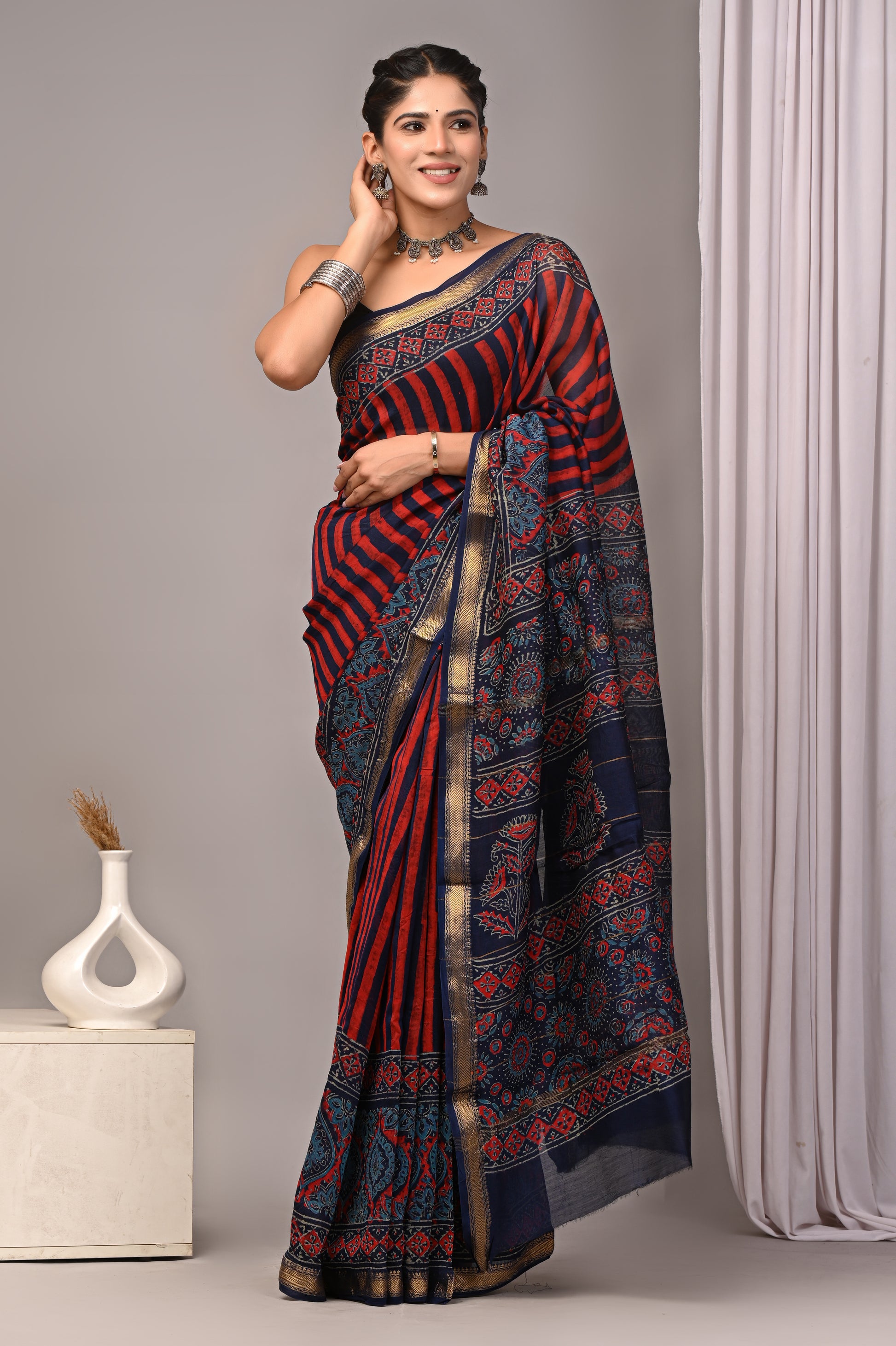 Dopahar Tarang - Handblock Printed Maheshwari Silk Saree