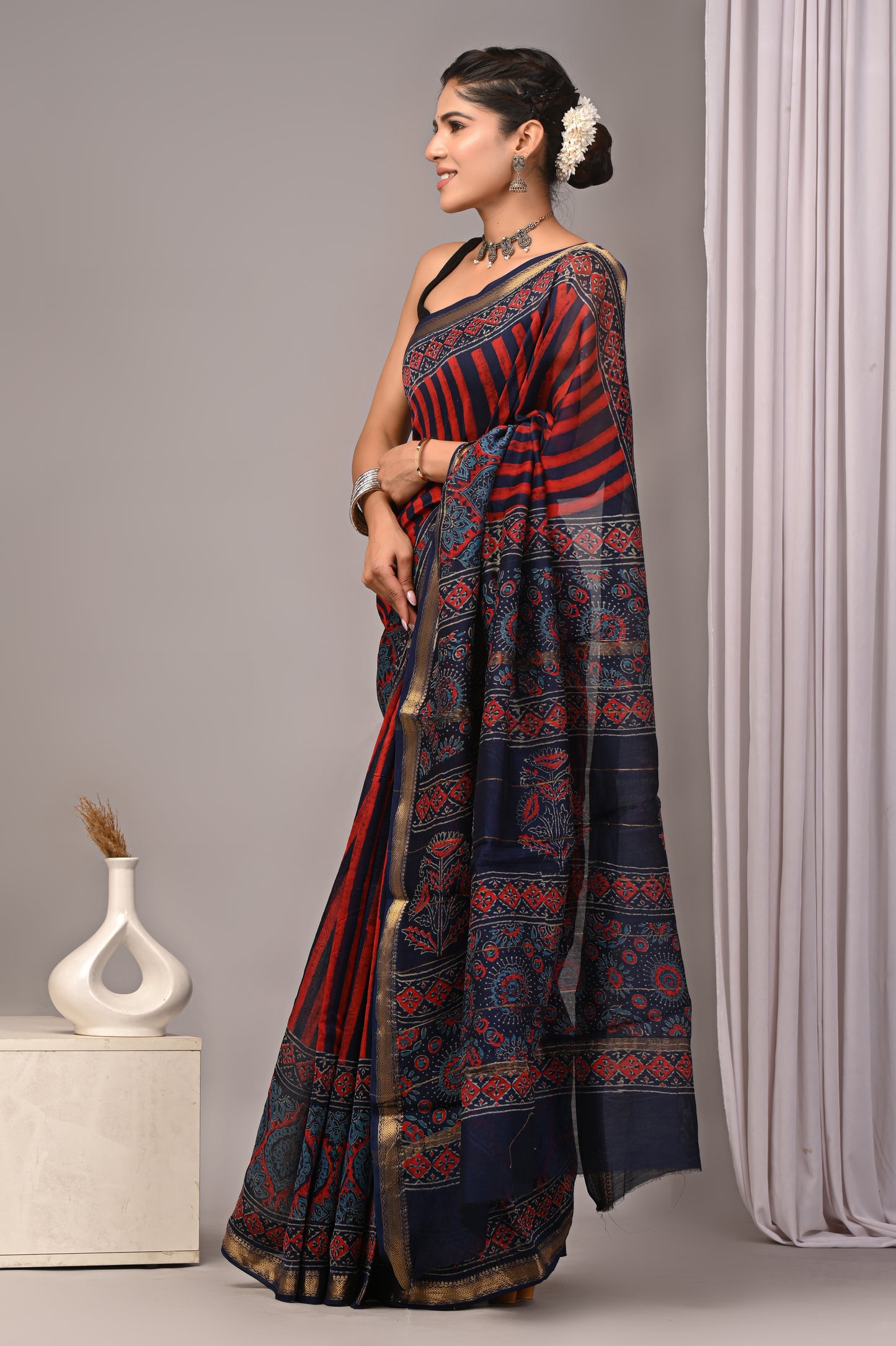 Dopahar Tarang - Handblock Printed Maheshwari Silk Saree