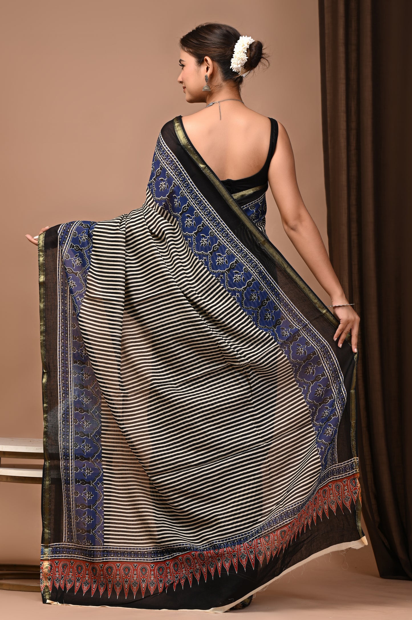 GOLD - Yamini Laheria - Cotton Saree with Zari Borders