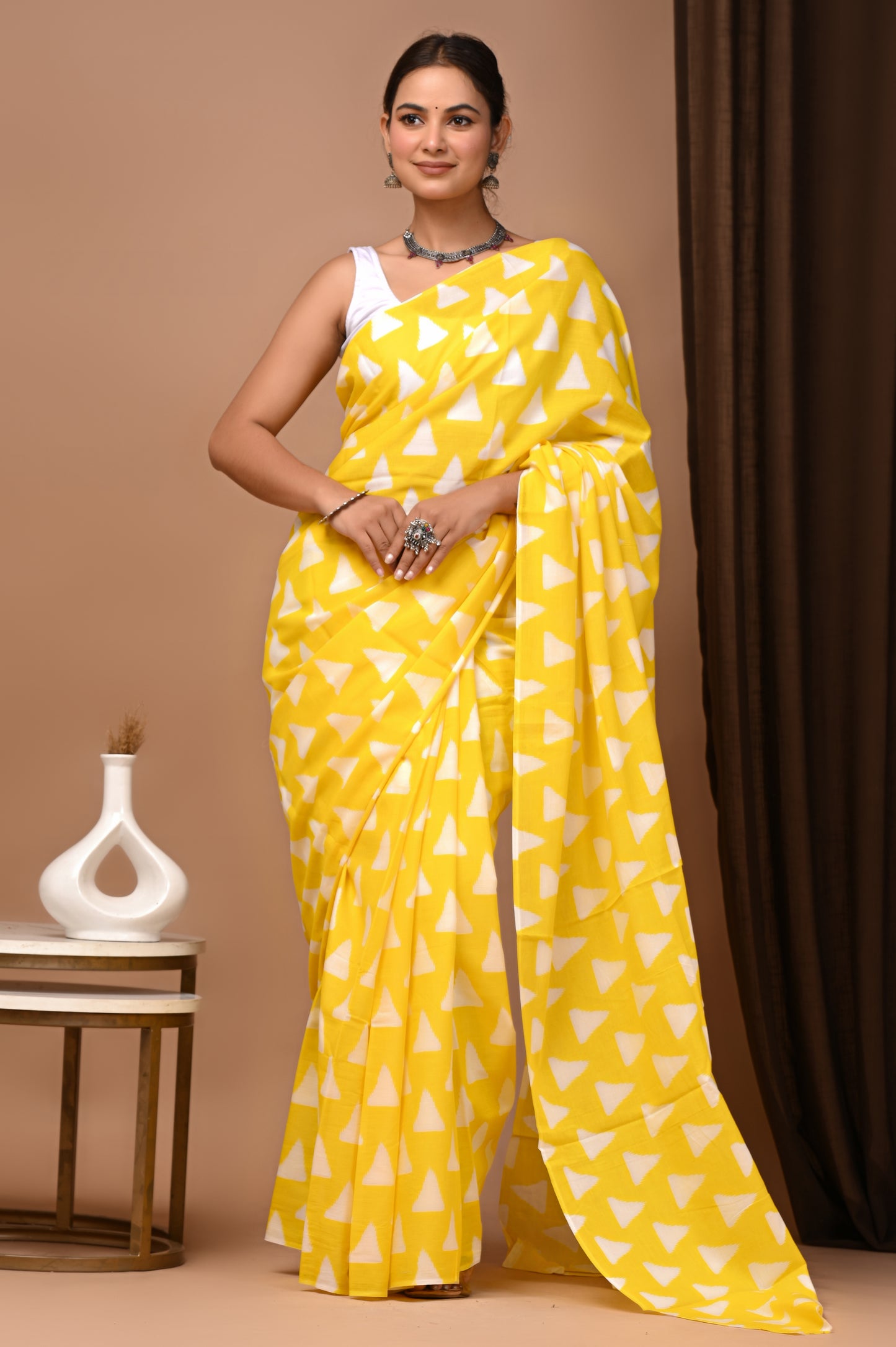 Golden Drift — Cotton Mulmul Printed Saree