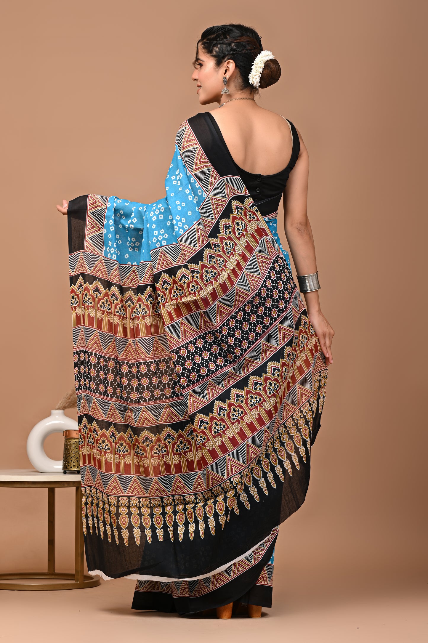 Bandhaniya Cotton Mul Printed Saree