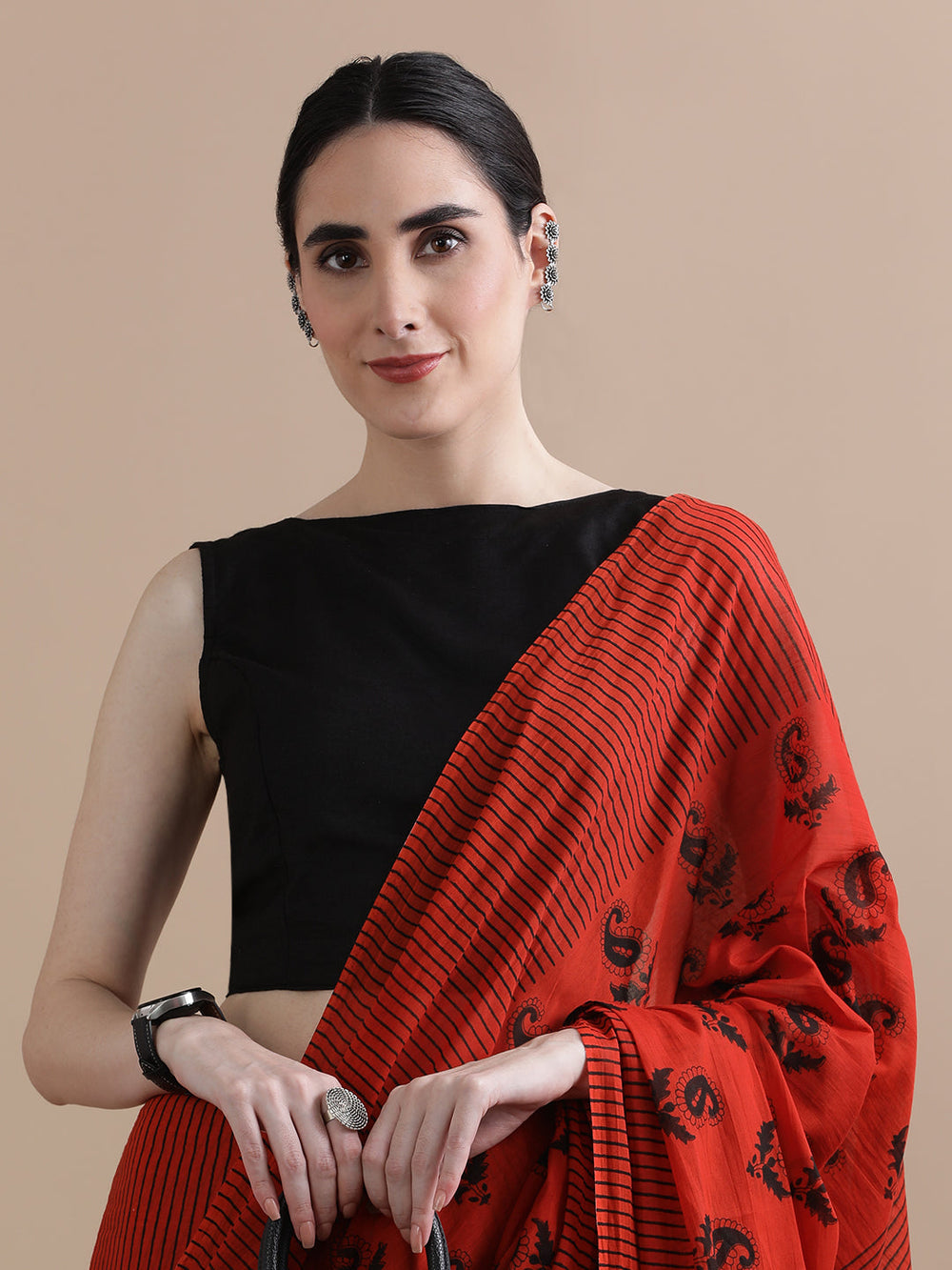 Ember Trace — Cotton Mulmul Printed Saree